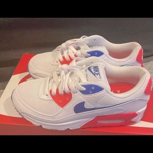 Women’s Nike Air Max 90!